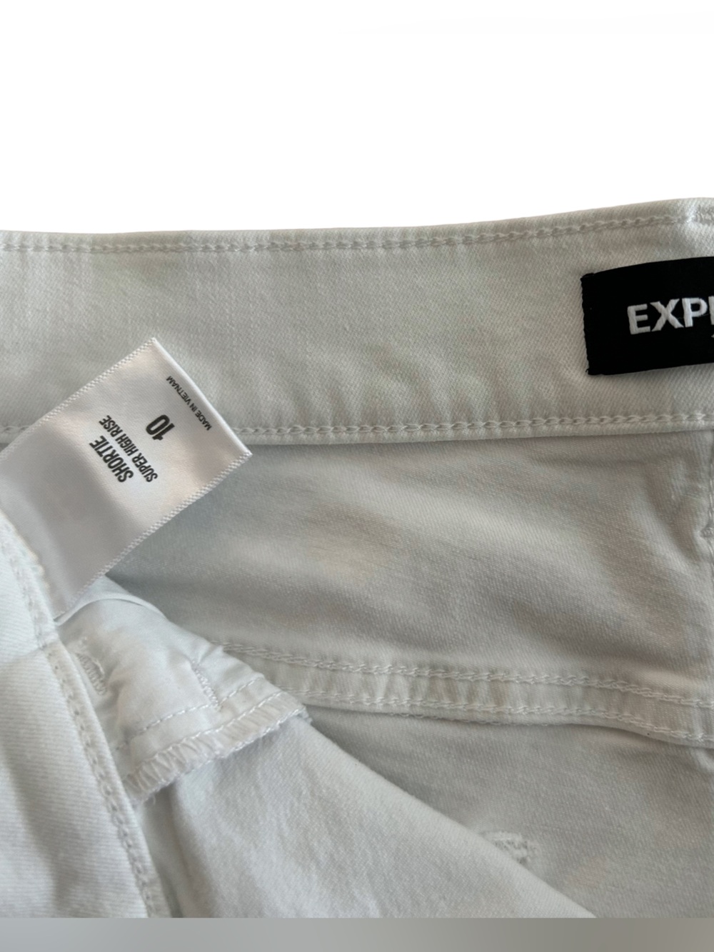 Express White Denim Frayed Hem Jean Shorts - Picture 3 of 5